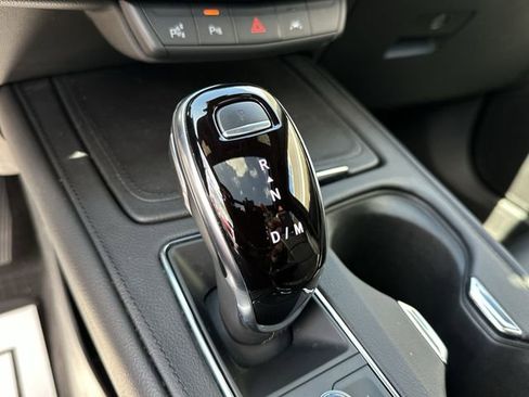 Certified 2022 Cadillac XT4 Premium Luxury w/ Enhanced Visibility Package image 27