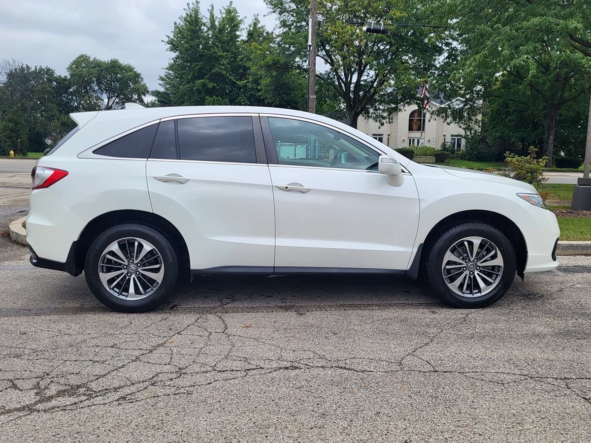 Used 2017 Acura RDX w/ Advance Package AWD/4WD image 3