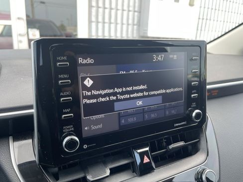 Used 2021 Toyota Corolla LE FWD image 39