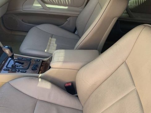 Used 2002 Mercedes-Benz E 320 Sedan image 14