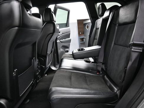 Used 2022 Jeep Grand Cherokee Laredo X AWD/4WD image 27