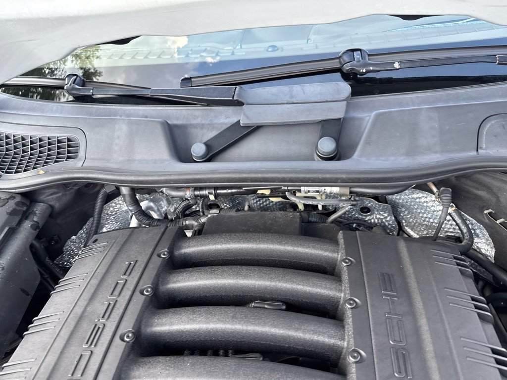 Used 2012 Porsche Cayenne AWD/4WD image 27