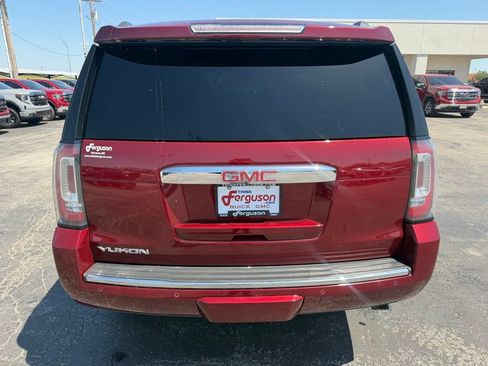 Used 2018 GMC Yukon Denali w/ Denali Ultimate Package AWD/4WD image 14