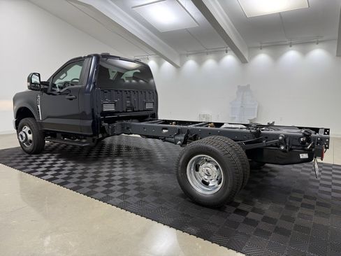 New 2025 Ford F350 XLT w/ XLT Value Package image 5