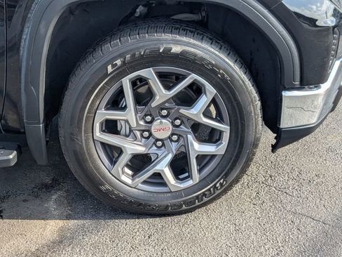 Used 2022 GMC Sierra 1500 SLT AWD/4WD image 12