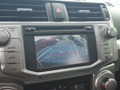 Used 2017 Toyota 4Runner SR5 Premium RWD image 8