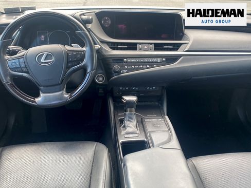 Used 2020 Lexus ES 350 w/ Premium Package FWD image 7