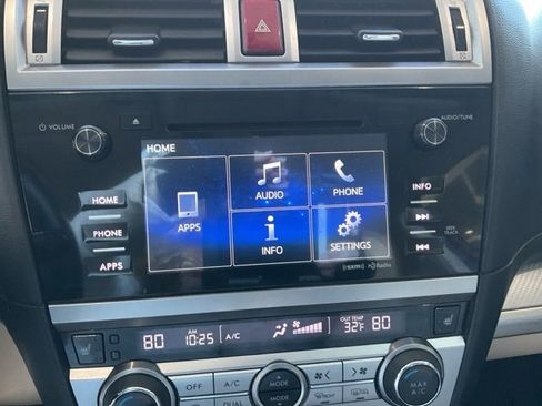 Used 2017 Subaru Outback 2.5i Premium image 14