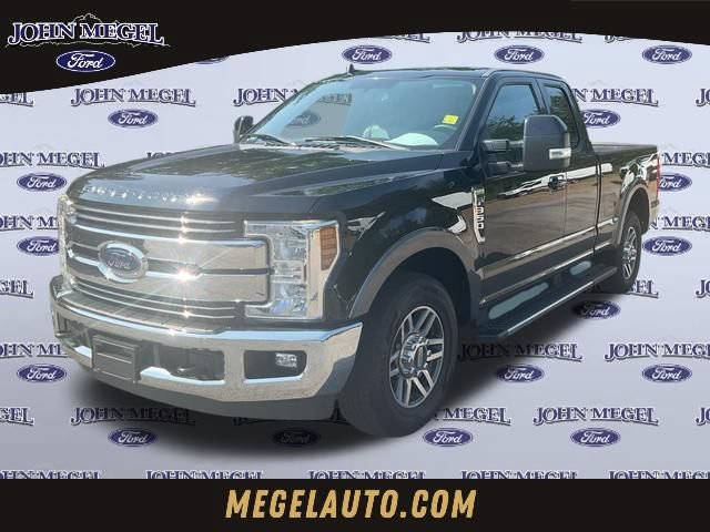 Used 2019 Ford F350 Lariat RWD image 1