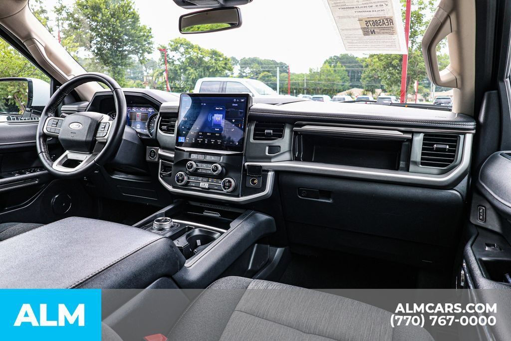 Used 2024 Ford Expedition Max XLT RWD image 31