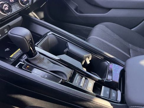 Used 2025 Honda Accord Sport image 19