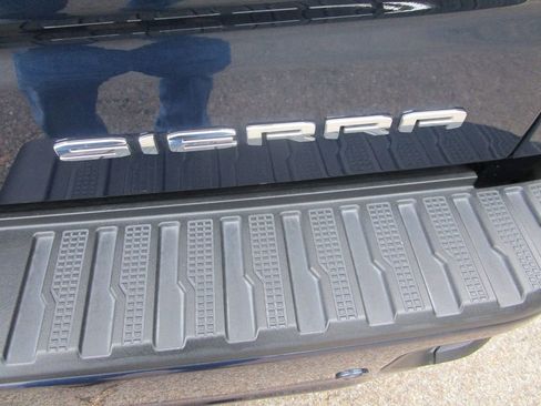 Used 2023 GMC Sierra 1500 Denali w/ Denali Reserve Package image 11