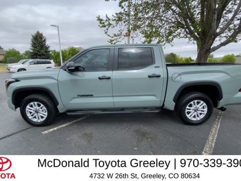 Used 2025 Toyota Tundra SR5 w/ SR5 Convenience Package AWD/4WD image 5