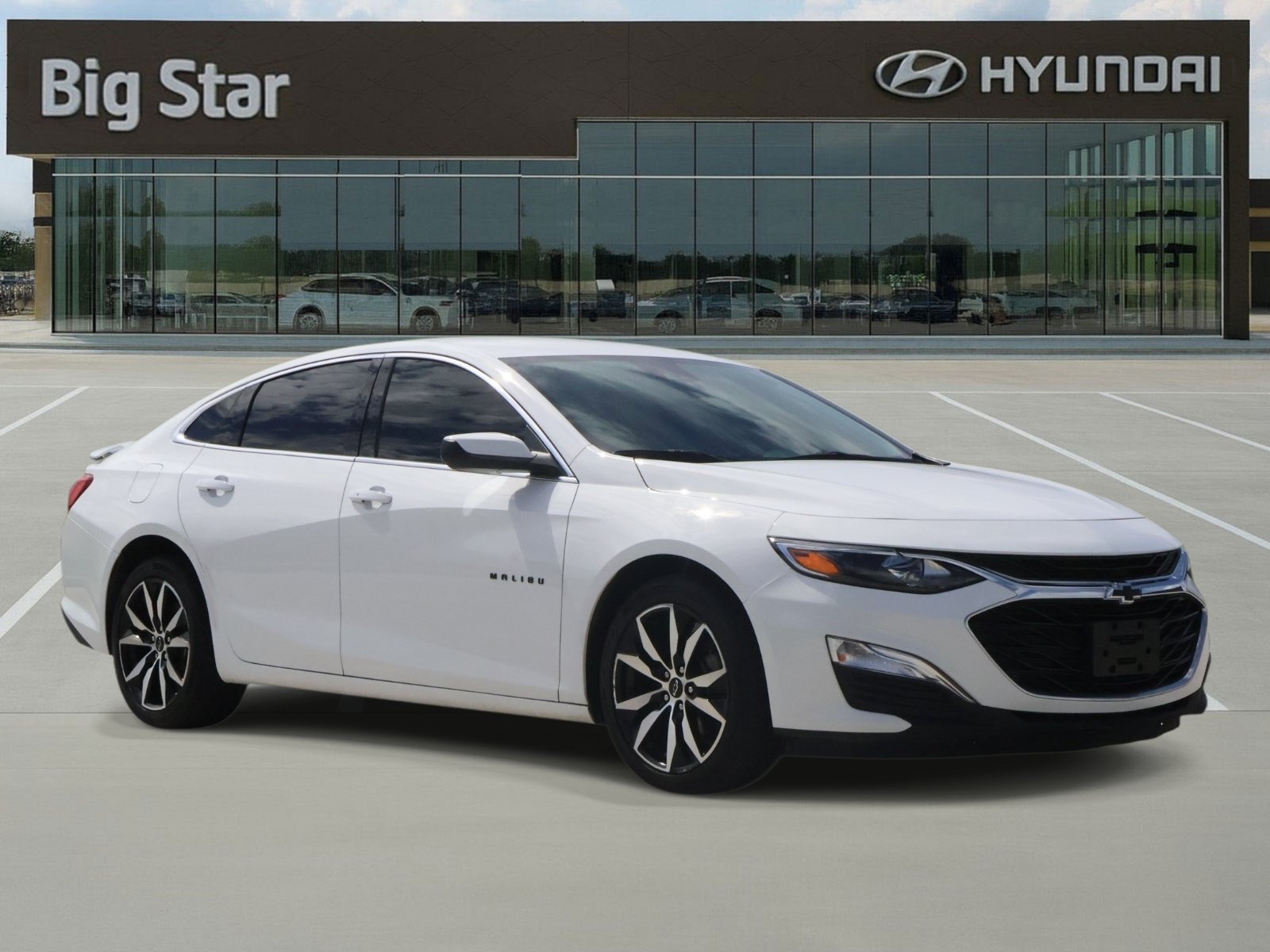 Used 2025 Chevrolet Malibu RS FWD image 6