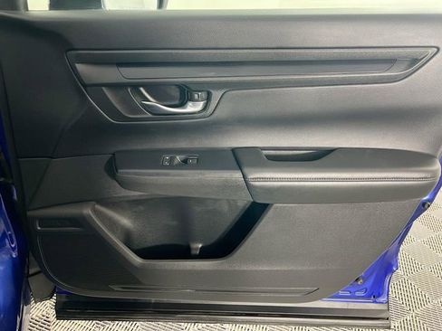 Used 2023 Honda CR-V LX image 29