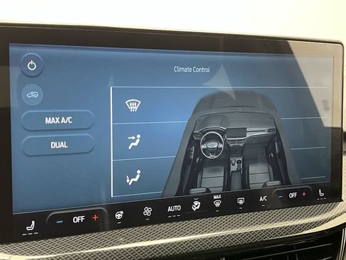Used 2023 Ford Escape ST-Line Select w/ Tech Pack #1 AWD/4WD image 19