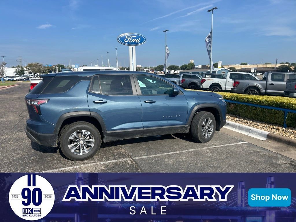 Used 2026 Chevrolet Equinox LT w/ Convenience Package II FWD image 1