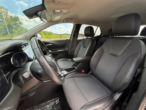 Used 2023 Buick Encore GX Preferred w/ Cold Weather Comfort Package FWD image 15