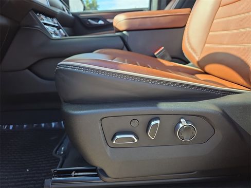 Used 2023 GMC Yukon XL Denali Ultimate image 26