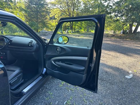 Used 2016 MINI Cooper Clubman image 17