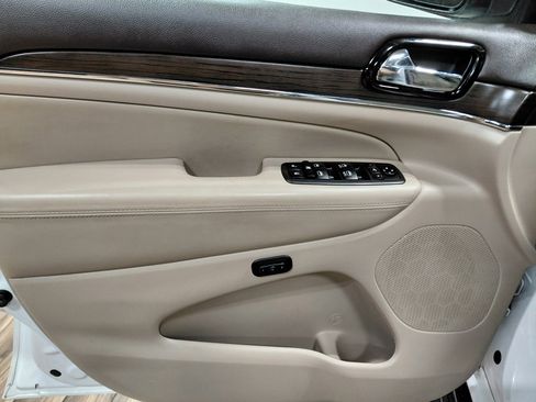 Certified 2021 Jeep Grand Cherokee Overland image 51