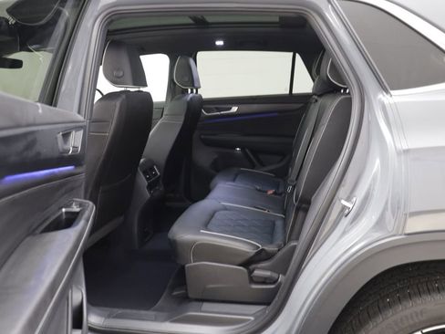 Used 2025 Volkswagen Atlas Cross Sport SEL Premium R-Line AWD/4WD image 14