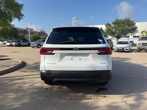 Certified 2025 Toyota Grand Highlander AWD Hybrid image 6