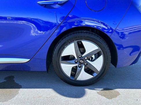 Used 2021 Hyundai Ioniq Limited image 24