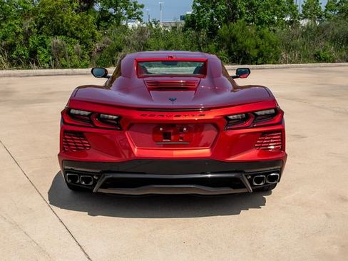 Used 2022 Chevrolet Corvette Stingray Premium Conv w/ Z51 Performance Package RWD image 3