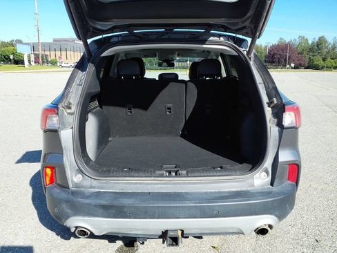 Used 2022 Ford Escape Titanium w/ Class II Trailer Tow Package AWD/4WD image 23