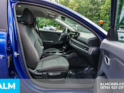 Used 2025 Kia K4 FWD image 23
