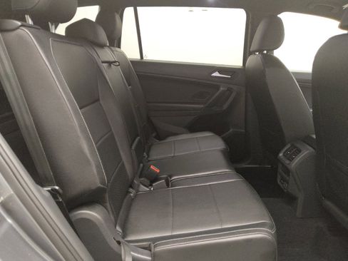 Used 2019 Volkswagen Tiguan SEL Premium R-Line image 19