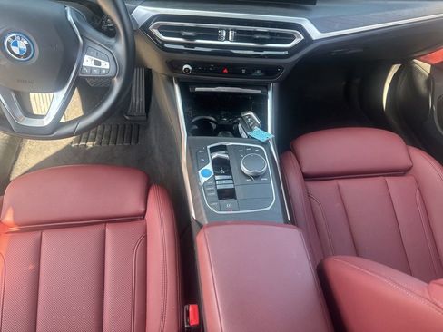 Used 2023 BMW i4 eDrive40 image 14