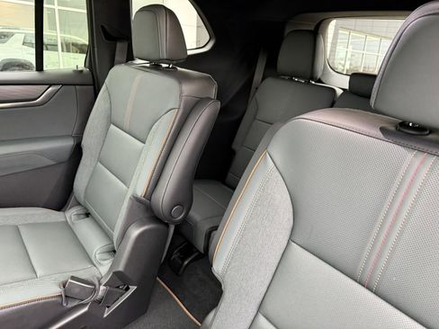 New 2026 GMC Acadia AT4 w/ Luxury Package image 11