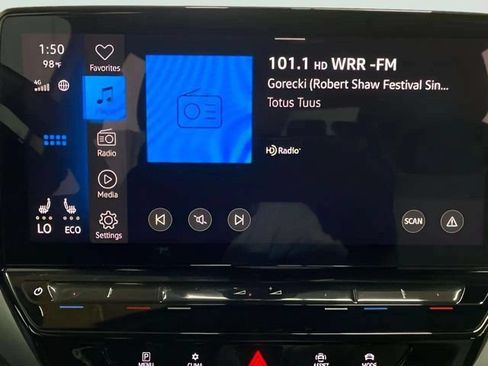 Used 2024 Volkswagen ID.4 2WD image 43
