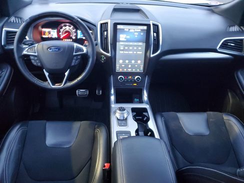 Used 2022 Ford Edge ST w/ Equipment Group 401A image 13