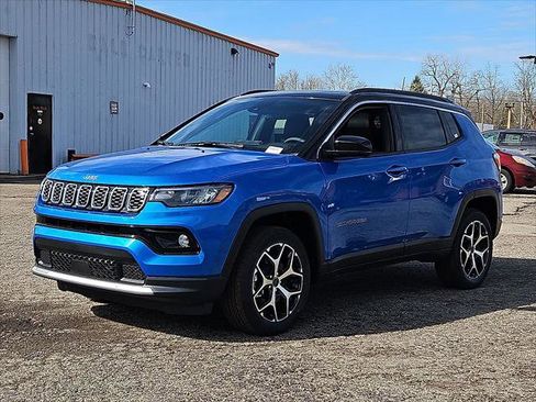 New 2026 Jeep Compass Limited w/ Sun, Sound & Navigation Group image 10