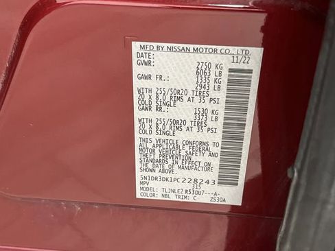 Used 2023 Nissan Pathfinder Platinum image 43