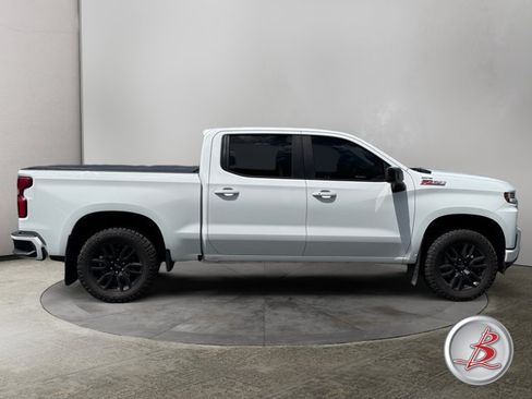 Used 2021 Chevrolet Silverado 1500 RST w/ Z71 Off-Road Package AWD/4WD image 8