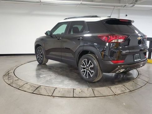 Used 2023 Chevrolet TrailBlazer ACTIV w/ Convenience Package image 6