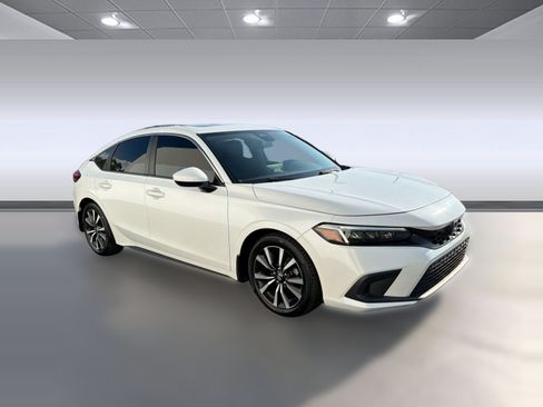 Used 2024 Honda Civic EX-L image 7