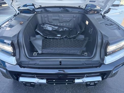 Used 2025 GMC Hummer EV 2X AWD/4WD image 24