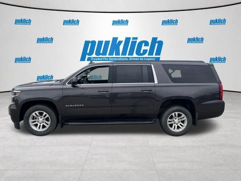 Used 2017 Chevrolet Suburban LS w/ Enhanced Driver Alert Package AWD/4WD image 4