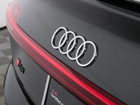 Certified 2024 Audi Q8 e-tron Prestige image 38