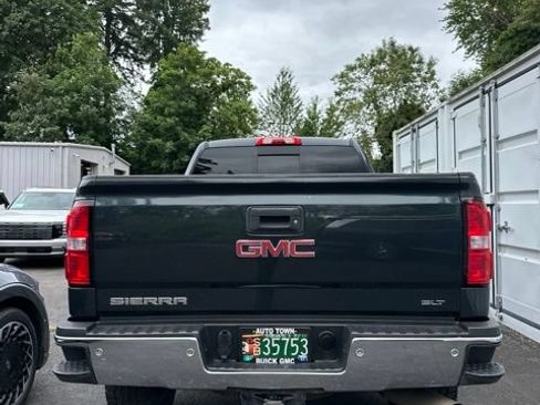 Used 2019 GMC Sierra 2500 SLT w/ Duramax Plus Package AWD/4WD image 4
