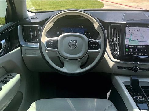 Certified 2024 Volvo XC60 B5 Plus w/ Protection Package Premier AWD/4WD image 7