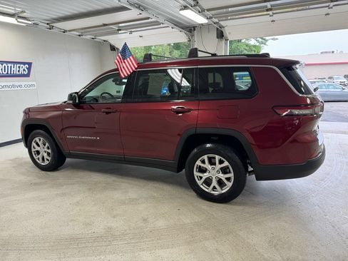 Used 2021 Jeep Grand Cherokee L Limited AWD/4WD image 3