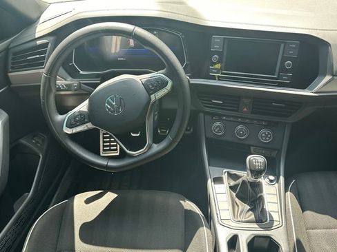 Used 2024 Volkswagen Jetta Sport FWD image 20