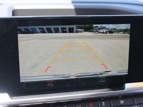 Used 2025 GMC Sierra 1500 Elevation w/ LPO, GMC Protection Package image 25