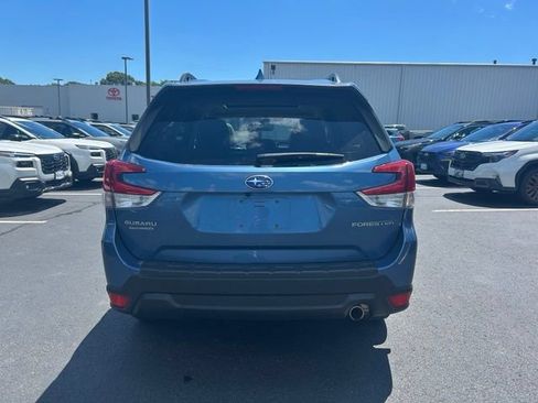 Used 2023 Subaru Forester Limited AWD/4WD image 5